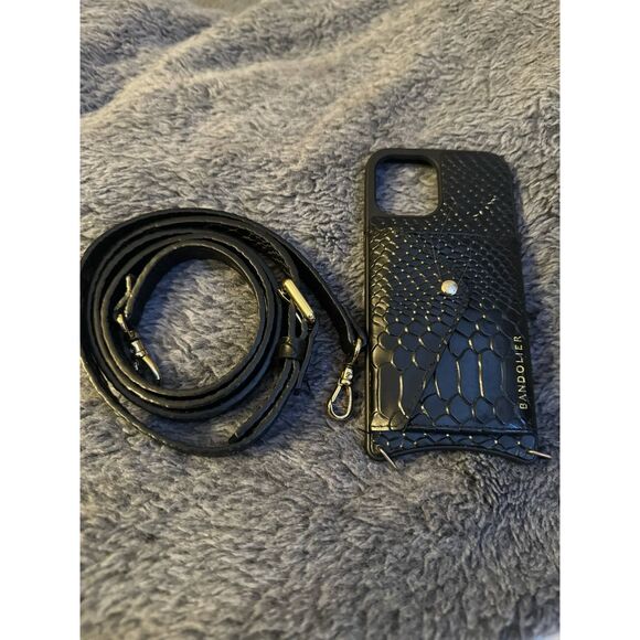 Bandolier 12max pro haley python crossbody iphone case/belt/strap set - Picture 6 of 11